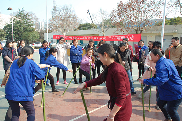 b691b69b4886424f9b56b46f605bc93b