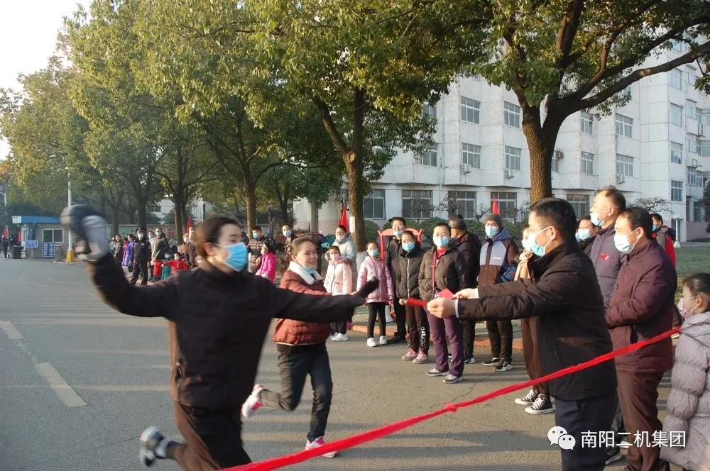 二机集团员工踏北风辞旧岁，迎向阳启新程